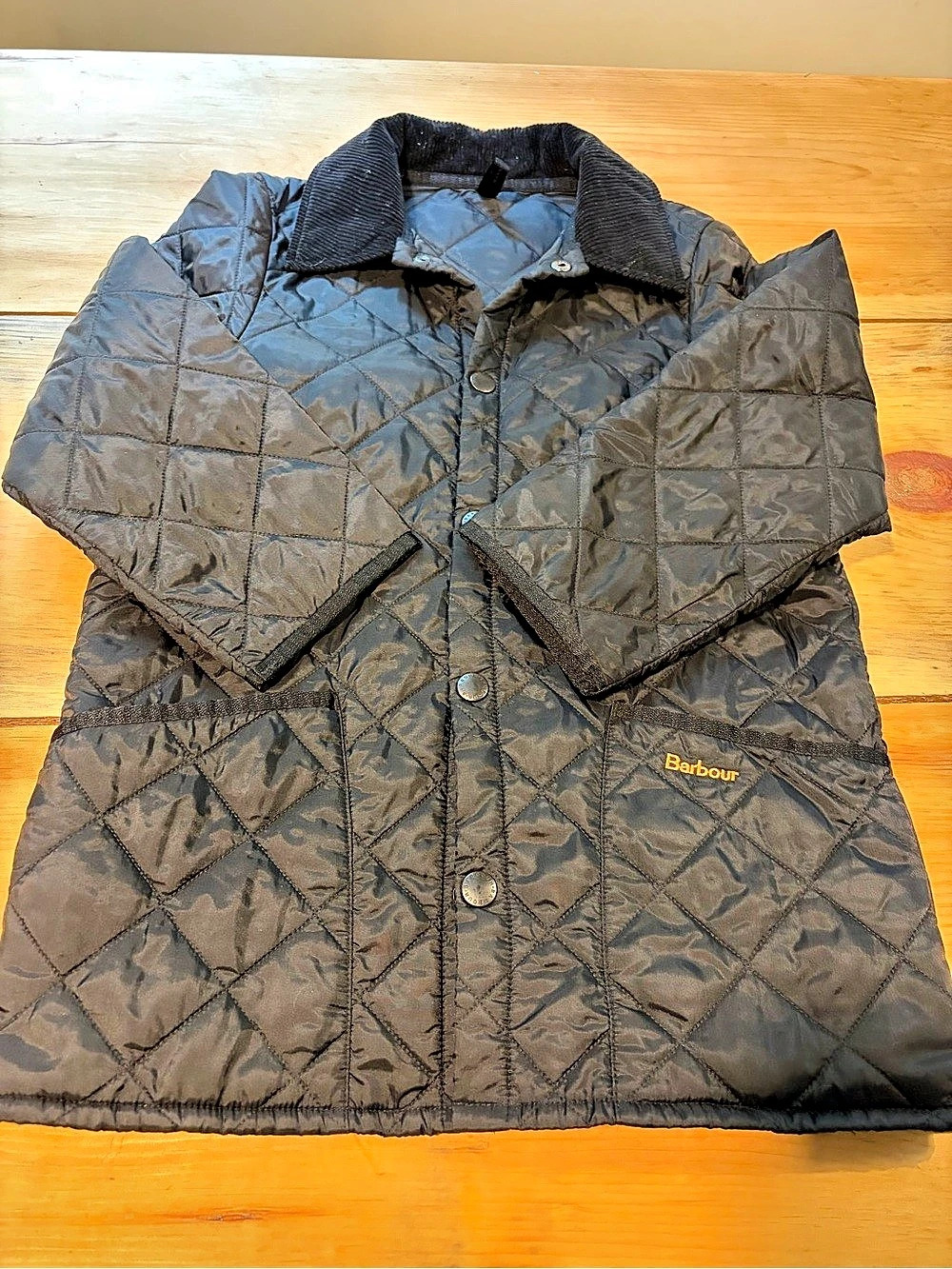 Barbour Liddesdale Quilted Jacket in Black Size Medium